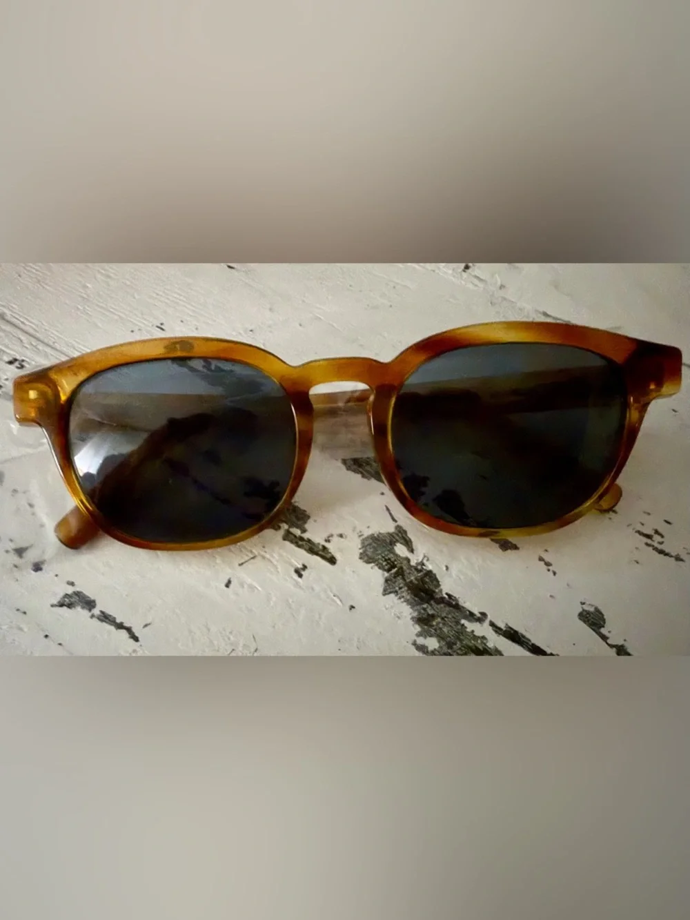 Salvatore Ferragamo Tortoiseshell Brown Sunglasses with Dark Lenses
